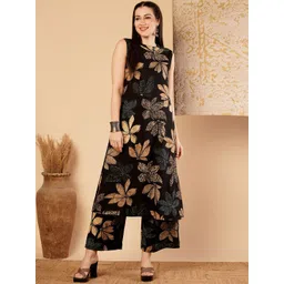 FASHOR Floral Printed A-Line Pleated Tunic With Palazzo Co-Ords-picture-37