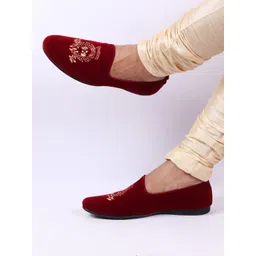 FAUSTO Men Embroidered Velvet Lightweight Loafers-picture-23