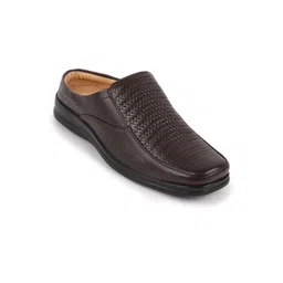 FAUSTO Men Textured Leather Clogs-picture-11