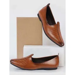 Fausto Men's Tan Casual Juttis-picture-25