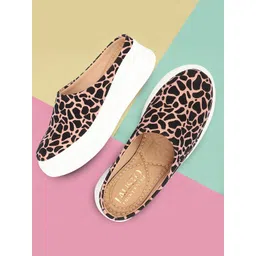 FAUSTO Women Printed Lightweight Velvet Mules-picture-22