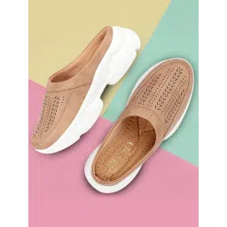 Fausto Women's Beige Mule Shoes-picture-18