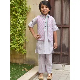 Fayon Kids Boys Printed Regular Pure Cotton Kurta with Trousers-picture-15