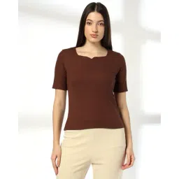 fig Women Ribbed Slim Fit V-Neck Top image 4