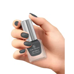 FILMY BEAUTY Set Of 2 Gel Effect Nail Polish- 10 ml Each- Good Evening 05- Black Out 30 image 3