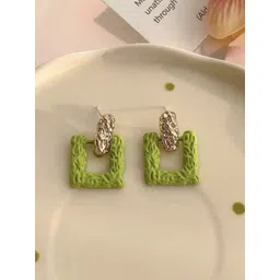 FIMBUL Gold-Plated Geometric Shaped Textured Drop Earrings-image-18