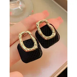 FIMBUL Gold-Plated Textured Square Studs-image-3