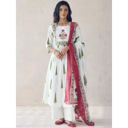 FIORRA Women Floral Printed Straight Pure Cotton Kurta With Trousers & Dupatta-picture-17