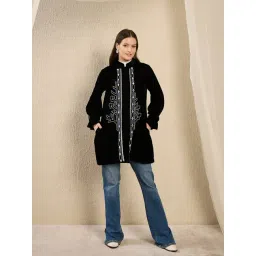 First Resort By Ramola Bachchan Black And White Deodar Embroidered Relaxed Fit Jacket-picture-44