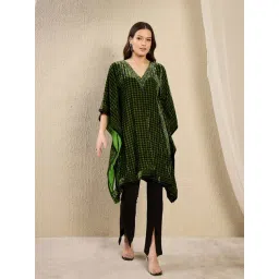 First Resort By Ramola Bachchan Green Crystal Houndstooth Embellished Loose fit Kaftan Top-picture-28
