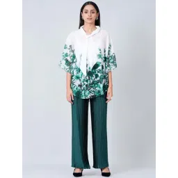 First Resort By Ramola Bachchan Green Floral Top And Pleated Palazzo Set-picture-22