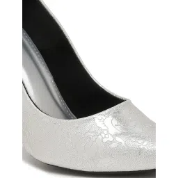 Flat n Heels Women Silver Pump Heels image 5
