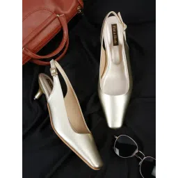 Flat N Heels Women's Golden Back Strap Sandals-picture-22