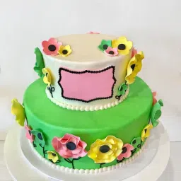 Floral Garden Fondant Cake (6 Kg)-picture-18