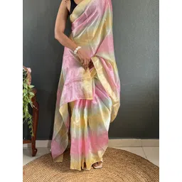 FLOURIOUS Striped Saree image 4