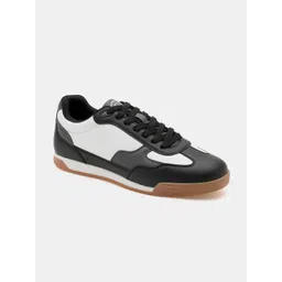 Flying Machine Men Colourblocked PU Sneakers image 3