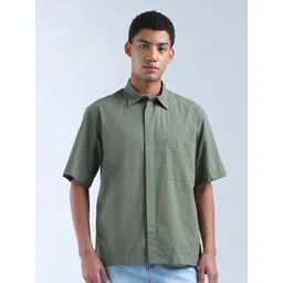 Flying Machine Men Relaxed Oversized Fit Spread Collar Solid Cotton Casual Shirt-picture-35