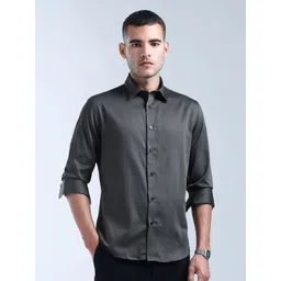 Flying Machine Men Spread Collar Solid Cotton Formal Shirt-picture-32