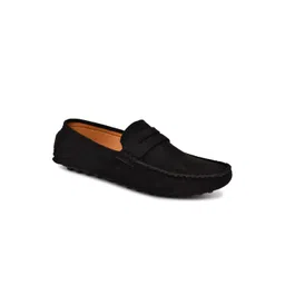 FOGGY Men Solid Regular Round Toe Loafers-picture-24