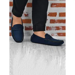 FOGGY Men Textured Suede Loafers image 4