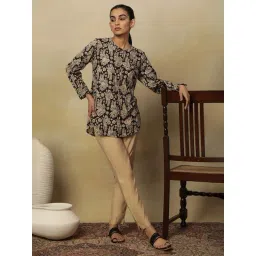 Folksong by W Coffee Brown Floral Print Straight Short Kurti image 4