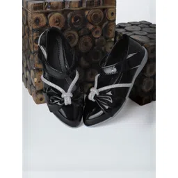 FootStation Girls Black Canvas Casual Shoes-picture-14