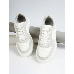 Forca by Lifestyle Men's White Casual Sneakers-picture-36