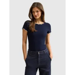 Forever New Rebecca Scallop Trim Tee-picture-45