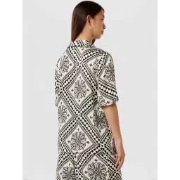 Forever New White & Black Print Shirt image 2