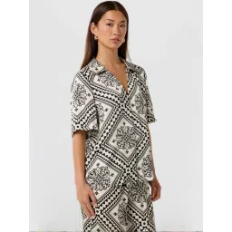 Forever New White & Black Print Shirt image 3