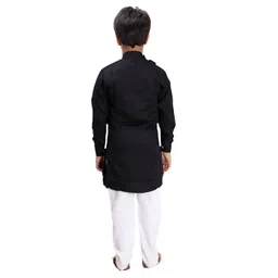 FOURFOLDS Boys Black & White Kurta With Pyjamas image 5