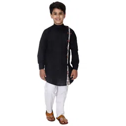 FOURFOLDS Boys Black & White Kurta With Trousers-picture-13