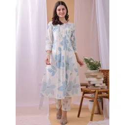 Fourleaf Women Floral Printed Regular Pure Cotton Kurta with Trousers-image-2
