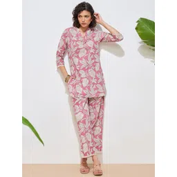 Fourleaf Women Floral Printed V-Neck Tunic With Palazzos-picture-14