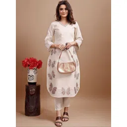 FoxDX Embroidered Pure Cotton V Neck Three Fourth Sleeves Tunic With Trousers Co-Ords-picture-14