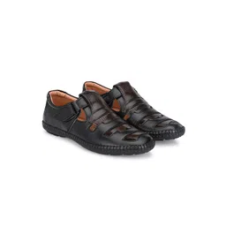 FOXYFOOT Men Perforated Shoe-Style Sandals-picture-39