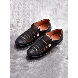 FOXYFOOT Men Textured Velcro Closure Fisherman Sandals With Laser Cuts-picture-23