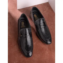 FRANKROMELLO Men Textured Formal Loafers-picture-20