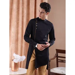 Freehand by The Indian Garage Co Men Black Solid Straight Asymmetric Fusion Kurta-picture-12