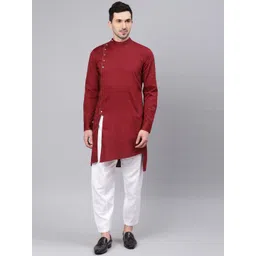 Freehand by The Indian Garage Co Men Maroon Solid Asymmetric Hem Straight Kurta-picture-15