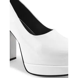 Froh Feet Ethnic Block Sandals image 2