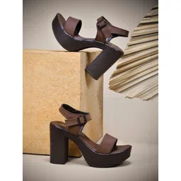 Froh Feet Party Block Sandals with Buckles-picture-33