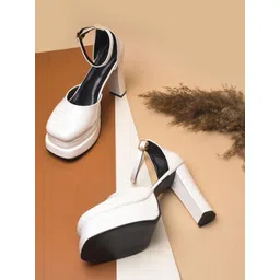 Froh Feet Women Solid Platform Heels Pumps-picture-31