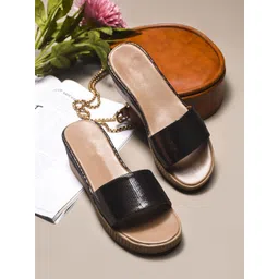 Froh Feet Women Solid Regular Open Toe Flats-picture-30