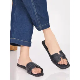 Froh Feet Women Solid Square Toe Flats-picture-30