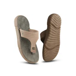 FUEL Men Rubber Thong Flip-Flops image 5