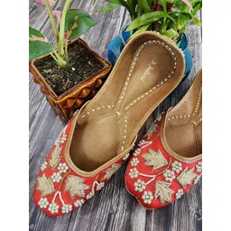 Fulkari Women Ethnic Mojaris Flats-picture-38