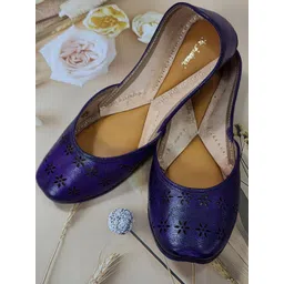 Fulkari Women Ethnic with Laser Cuts Mojaris-picture-24