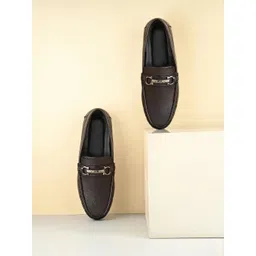 FUNNY FIRE Men Textured Loafers-picture-24