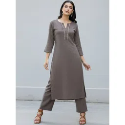 fusion by glitchez Women Regular Thread Work Silk Crepe Kurta with Trousers-picture-39